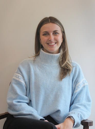 Anya MacPhail, Intern Psychotherapist