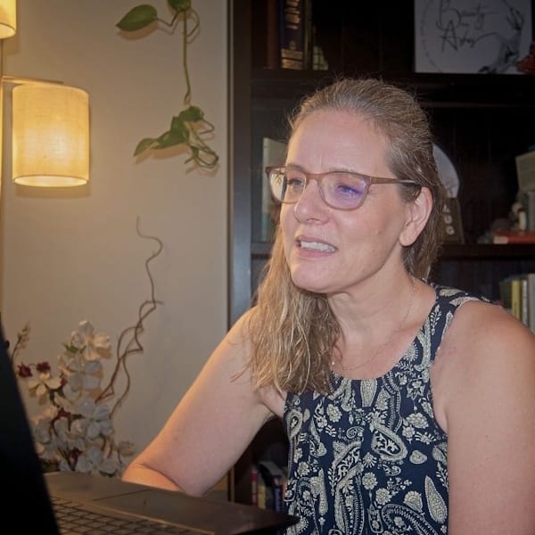 Susan Zuidema, Registered Psychotherapist, provides virtual therapy across Ontario